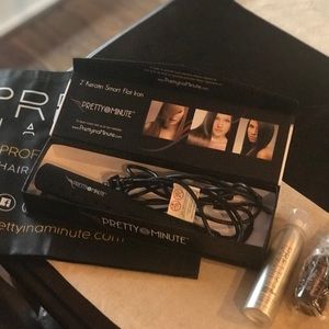 Pretty In A Minute Flat Iron